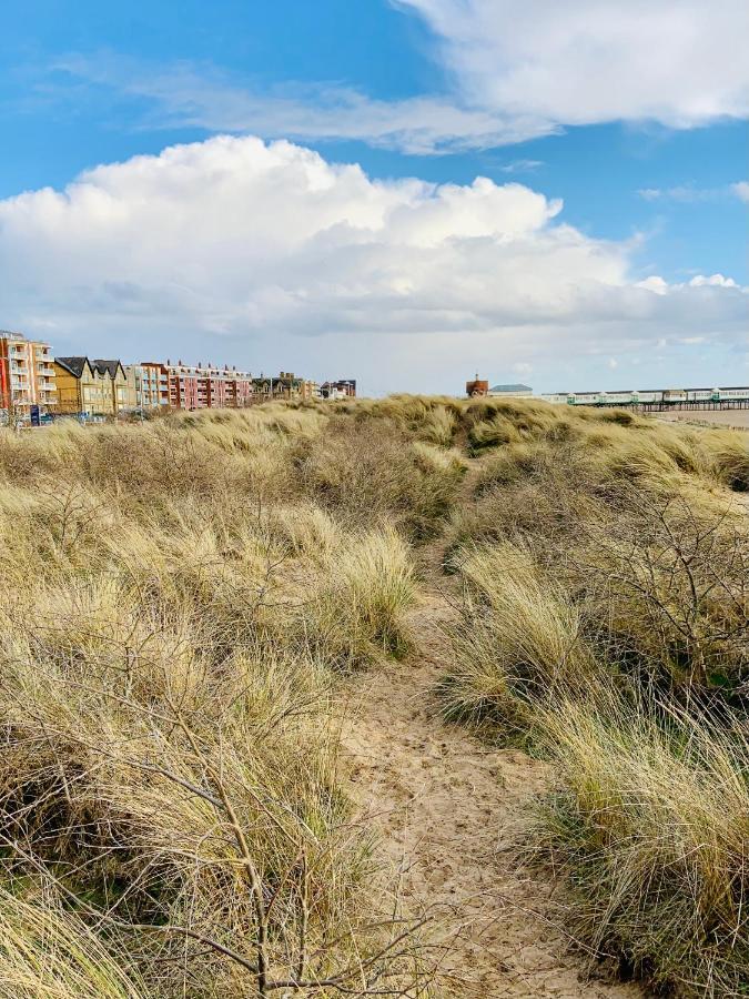 Beach Shore - Sea Views Lytham St Annes Bagian luar foto